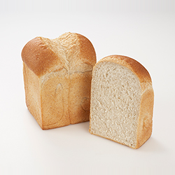国産小麦の全粒粉食パン