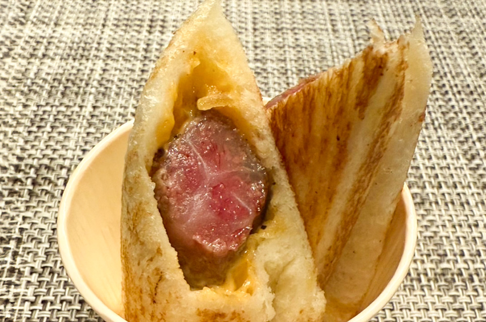 近江牛サーロインステーキロールサンド